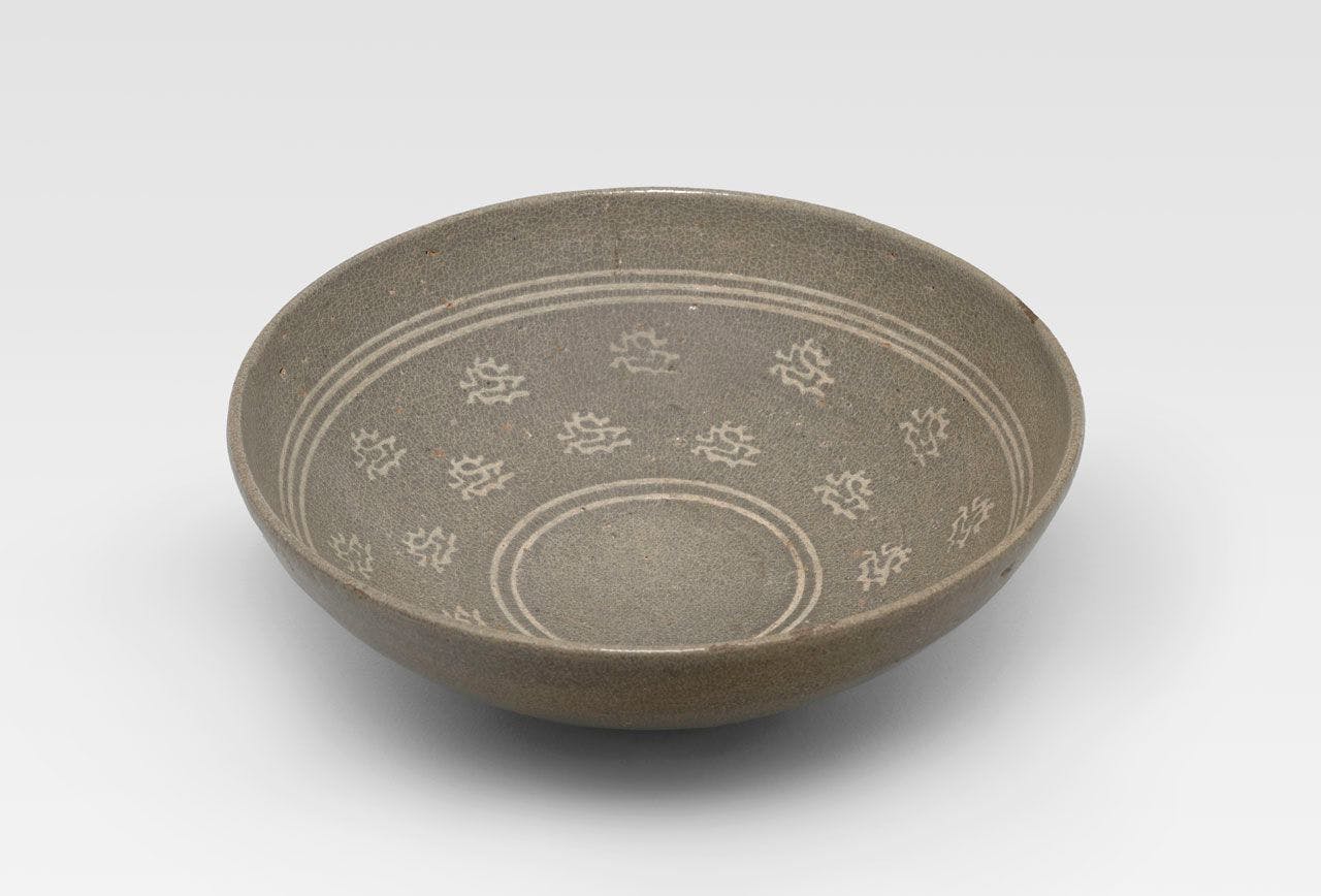 Bowl with Clouds Design