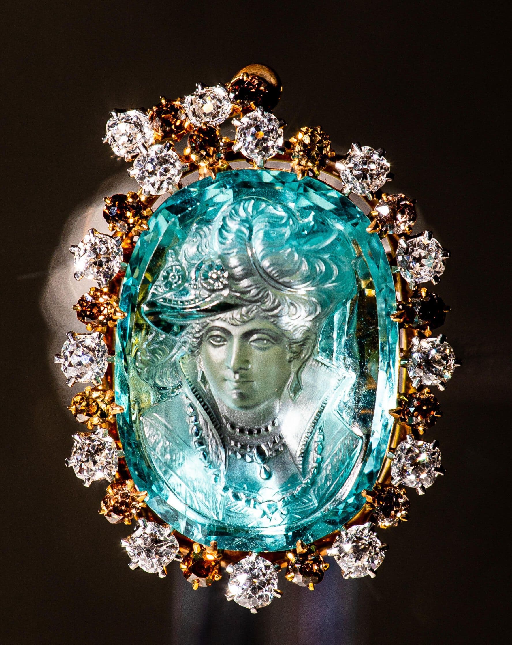 Aquamarine and Diamond 'Tiffany' Brooch
19th Century
2008.61.3 Aquamarine and Diamond 'Tiffany' Brooch