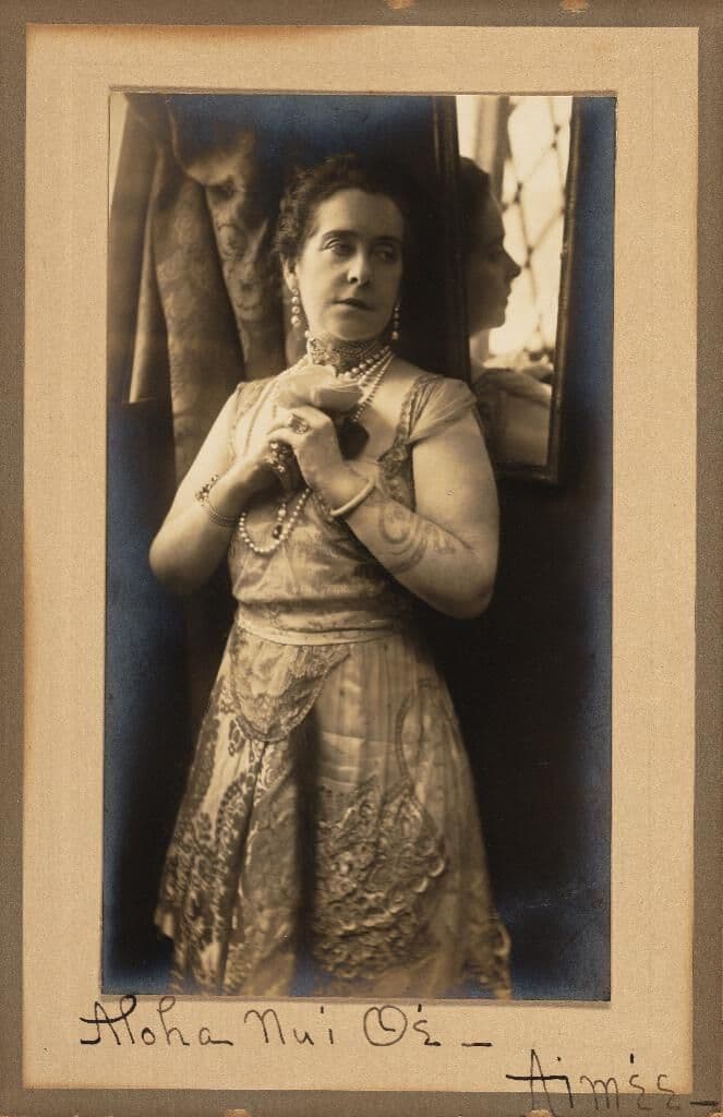 Photograph of Aimée Crocker
Jacob Schloss
19th Century
1885.658.3 Photograph of Aimée Crocker