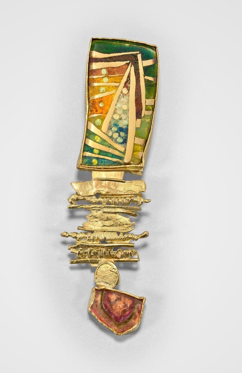Apparition Brooch
William Harper
21st Century
2021.85.63 Apparition Brooch
William Harper
21st Century
2021.85.63