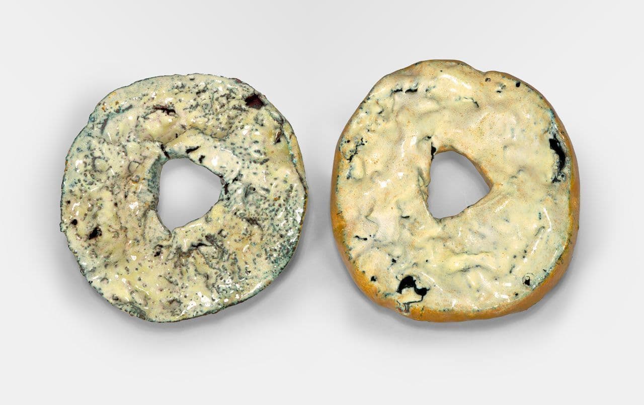 Bagel
Rachel Shimpock
21st Century
2021.85.166.1-.2 Bagel
Rachel Shimpock
21st Century
2021.85.166.1-.2