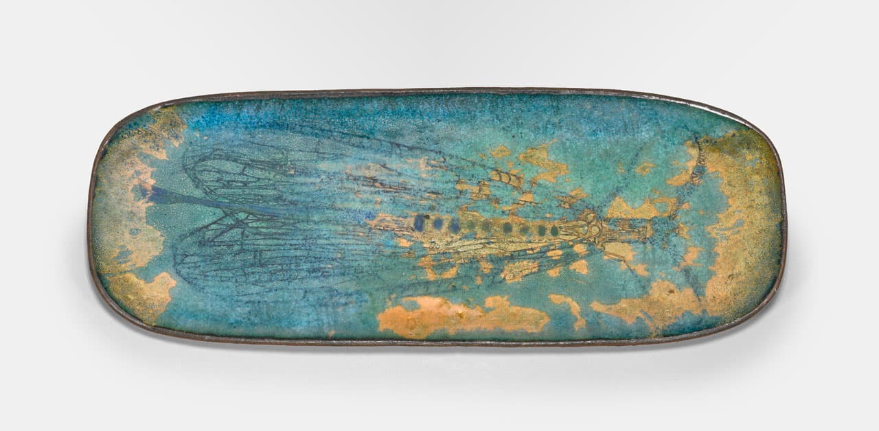 June Schwarcz (American, 1918–2015), Dragonfly Tray, 1950–1960. Enamel on copper, 1/2 x 11 1/4 x 4 1/4 in. Crocker Art Museum, gift of Enamel Arts Foundation Collection, 2021.85.161.