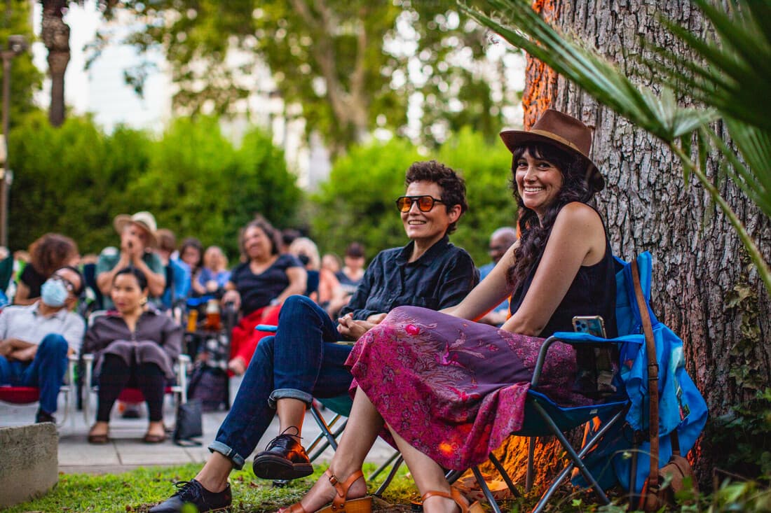 Image: Jazz Night, Relaxing in Chairs Image: Jazz Night, Relaxing in Chairs