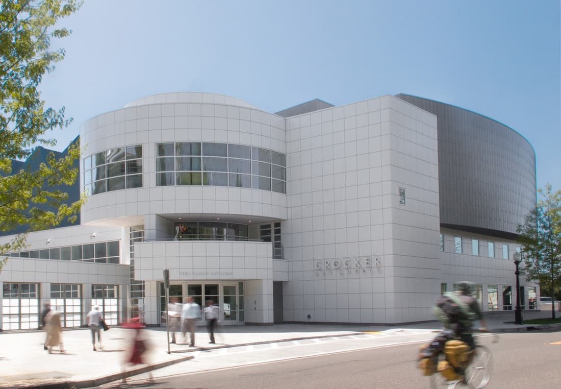In 2000, the Crocker appointed a selection committee comprised of elected officials, community leaders, CAMA board members, city staff, and potential donors to search for an architect who would lead the Museum through master planning. After a comprehensive review of the world's major museum architects, Gwathmey Siegel & Associates Architects (GSAA) was chosen to guide the process because of their design aesthetic and past experience. GSAA designed the expansion of the Crocker after conducting a thorough master planning process. Many voices from the community were involved in a collaborative process to ensure that the new building and the internal reconfiguration of the existing structures would work together as a whole. On October 10, 2010, the Crocker opened the 125,000-square-foot Teel Family Pavilion.
The expansion more than tripled the Museum's size, enhancing its ability to serve Sacramento and the region's many visitors. For the first time in the Museum's history, there are dedicated gallery spaces for all collecting areas. The expansion also enabled the dedication of the historic building's entire first floor as the Museum's Education Center, including four studios, space for student and community exhibitions, an expanded Gerald Hansen Library, the Art Education Resource Room, and Tot Land.